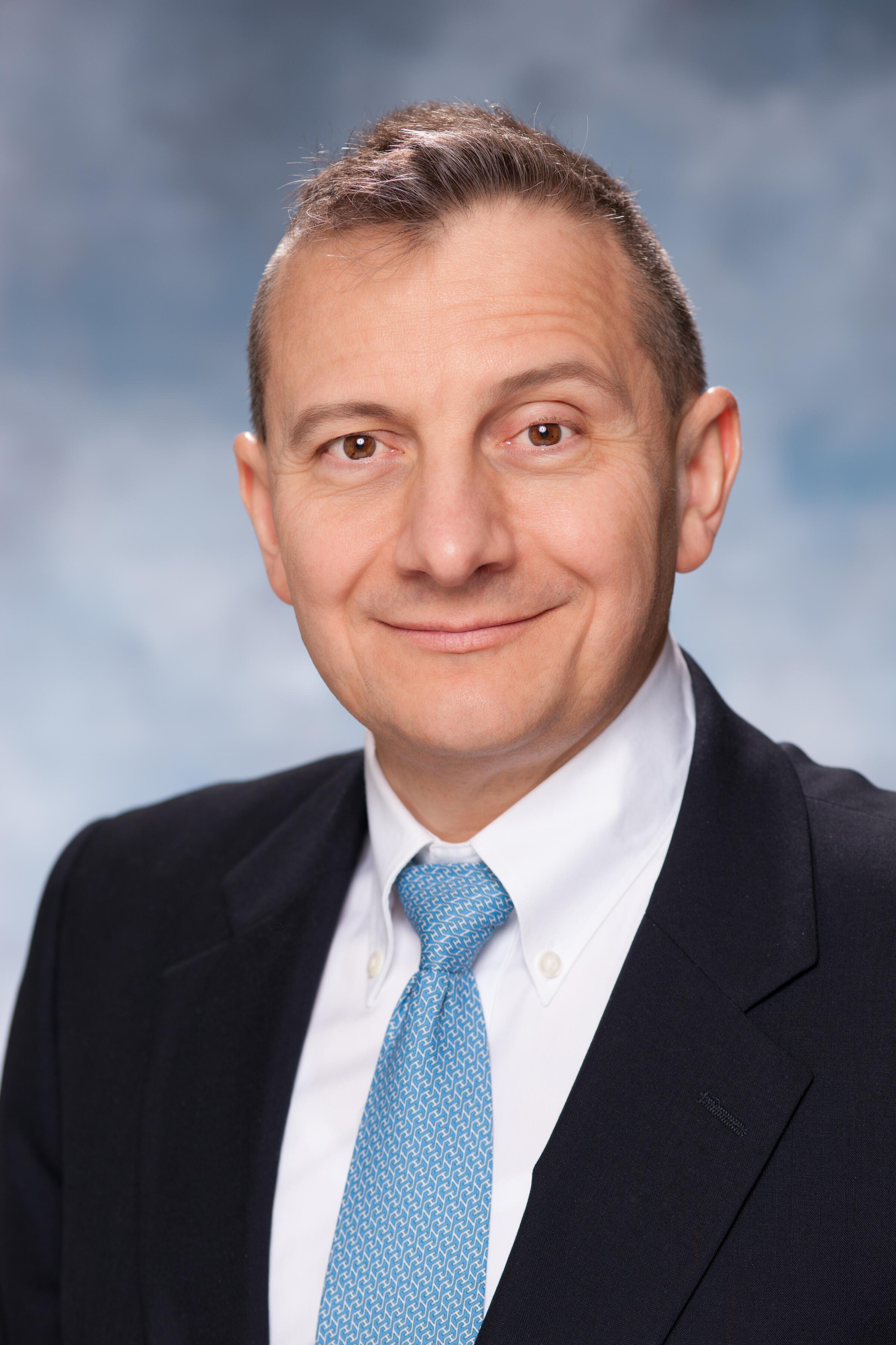 Photo of Dr. Tudor Vagaonescu