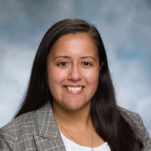 Headshot of Evelyn Arana